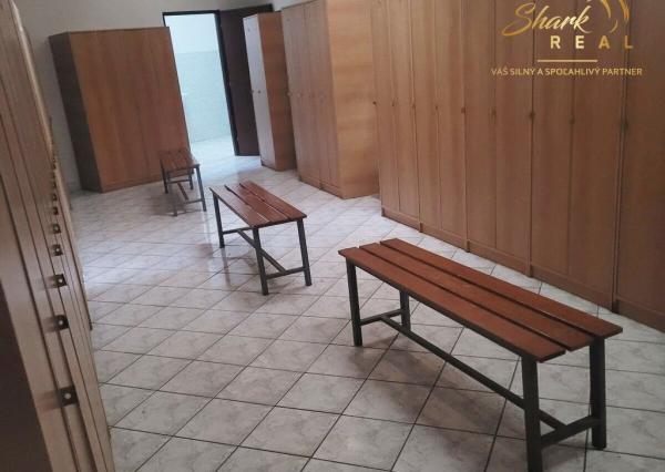 Výrobno-skladová budova