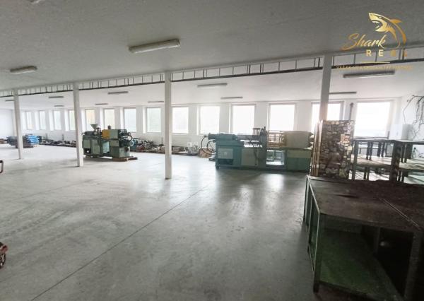 Výrobno-skladová budova