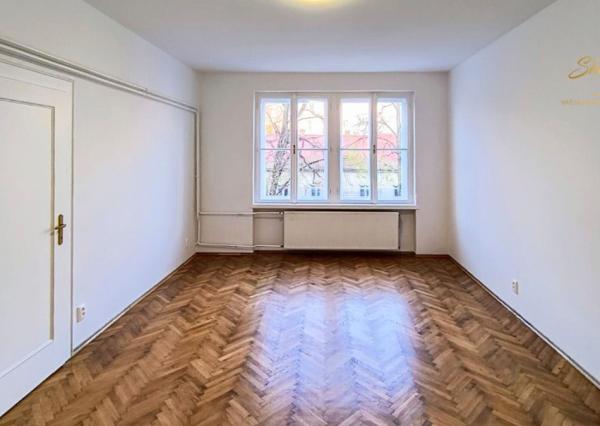 Prenájom 2,5 izbového bytu v centre Piešťan