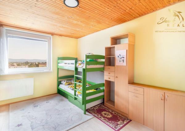 EXKLUZÍVNE - 3 izbový byt vo Vrbovom