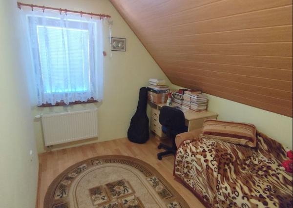 REZERVOVANÉ - Novinka! Priestranný rodinný dom v peknej prírode 