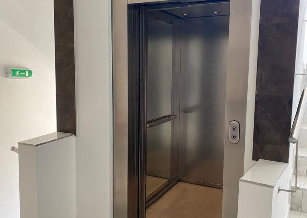 REZERVOVANÉ, moderný 2-izbový byt v centre Piešťan – polyfunkčný dom ENZO