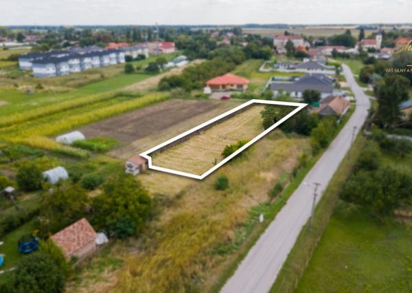Exkluzívna ponuka – stavebný pozemok v obci Žihárec