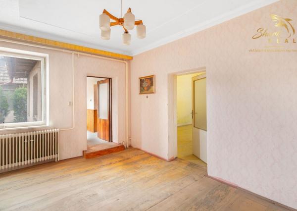 Rodinný dom s chatkou ideálny na rekonštrukciu v obci Považany