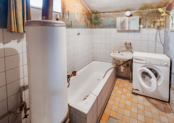 Rodinný dom s chatkou ideálny na rekonštrukciu v obci Považany