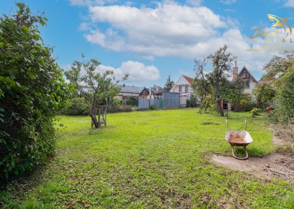 Atraktívny stavebný pozemok pri Novom Meste n. Váhom