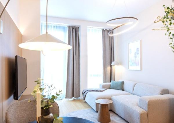 LUXUSNÝ a NOVÝ 2i byt s terasou a krytým parkovaním