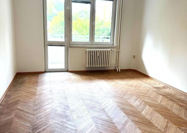 3i byt _ holobyt _ Mesačná ul. _ PREDAJ