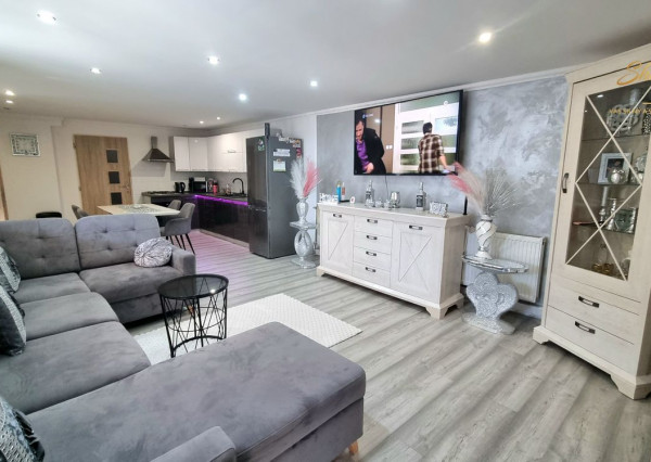 Rodinný dom s prístavbou