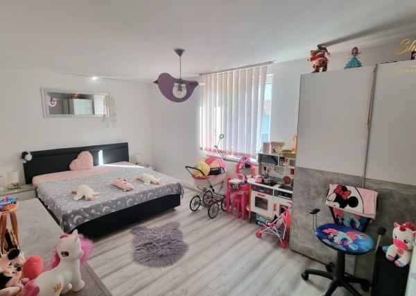 Rodinný dom s prístavbou 