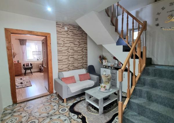 Rodinný dom s prístavbou 