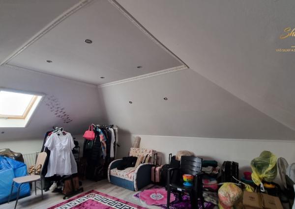 Rodinný dom s prístavbou 