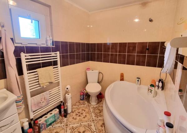 Rodinný dom s prístavbou 