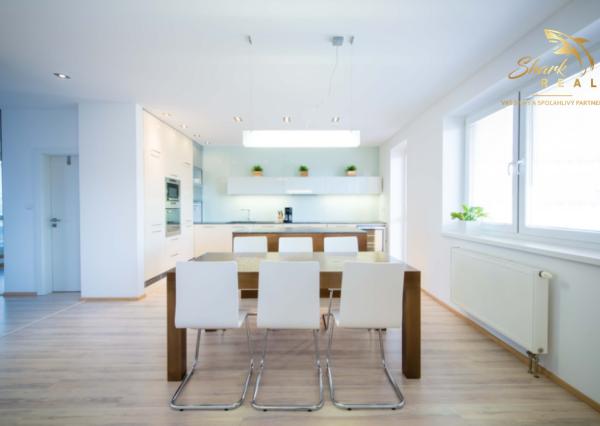 Dvojposchodový 5-izbový byt v blízkosti centra Bratislavy