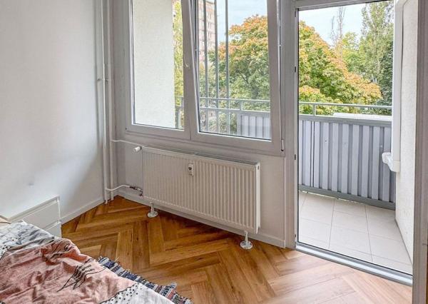 Na prenájom moderný 2,5-izbový byt po kompletnej rekonštrukcii