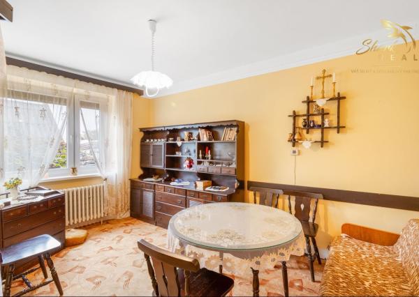 NEPREHLIADNITE! Na predaj 4 izbový rodinný dom v tichej časti obce