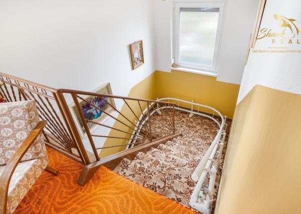 NEPREHLIADNITE! Na predaj 4 izbový rodinný dom v tichej časti obce