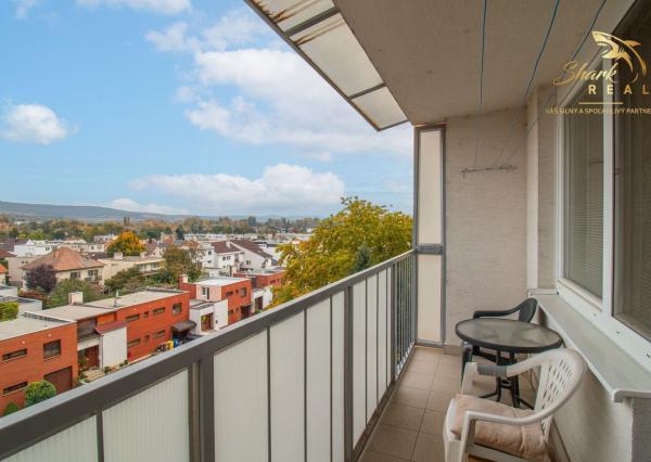 Priestranný 3-izbový byt s panoramatickým výhľadom 