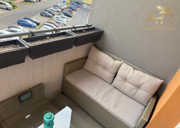 Priestranný 3-izbový byt s dvoma loggiami - Senec 