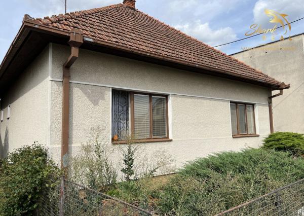 Rodinný dom v peknej ulici obce Veľká Maňa