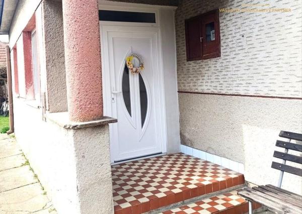 RODINNÝ DOM - HRUŠOVANY