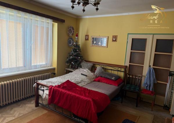 Na predaj starší 3-izbový rodinný dom Pezinok - Grinava