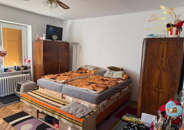 Na predaj starší 3-izbový rodinný dom Pezinok - Grinava