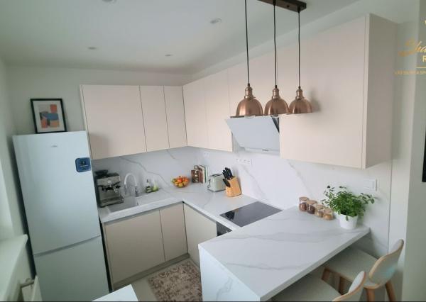  Na predaj 2-izbový byt po exkluzívnej kompletnej rekonštrukcii v meste Trebišov s vizualizáciou