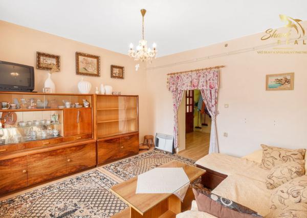 Útulný dom s nádhernou záhradou v krásnej prírode