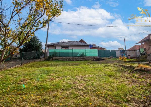 Exkluzívna cena! Príjemný rodinný dom neďaleko Zlatých Moraviec 