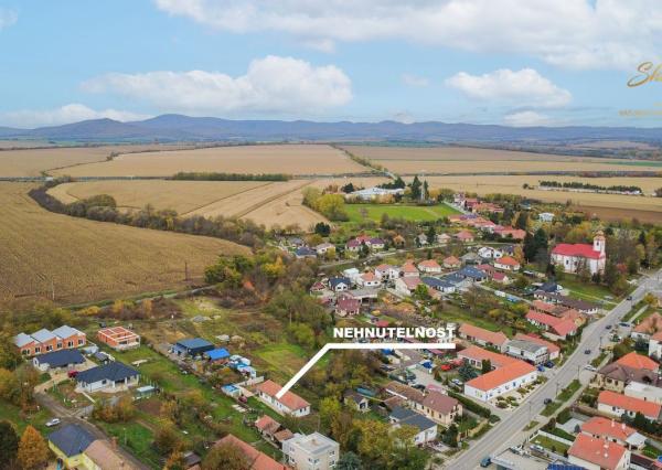 Nová cena! Vidiecky dom neďaleko Arboréta Mlyňany