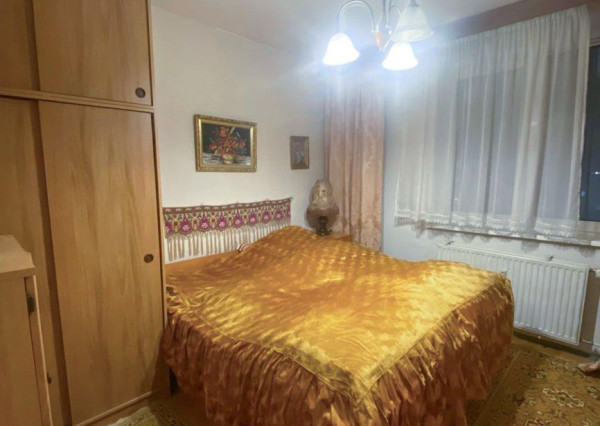 Ponúkame Vám na predaj 3-izbový byt na Ždiarskej ulici v mestskej časti Nad jazerom, Košice