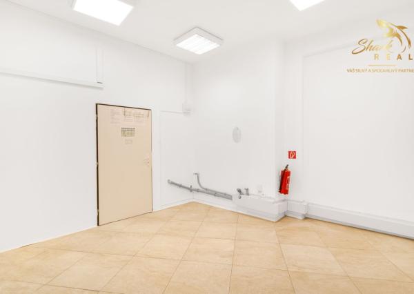 Obchodný priestor v srdci Piešťan – pripravený na vaše podnikanie