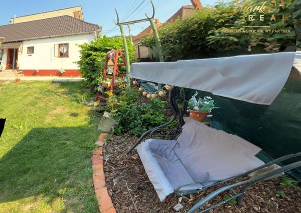 REZERVOVANÉ! Exkluzívna ponuka - romantický vidiecky dom na predaj