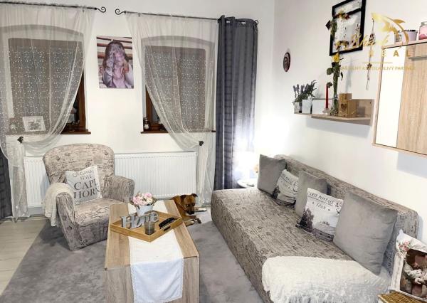 REZERVOVANÉ! Exkluzívna ponuka - romantický vidiecky dom na predaj