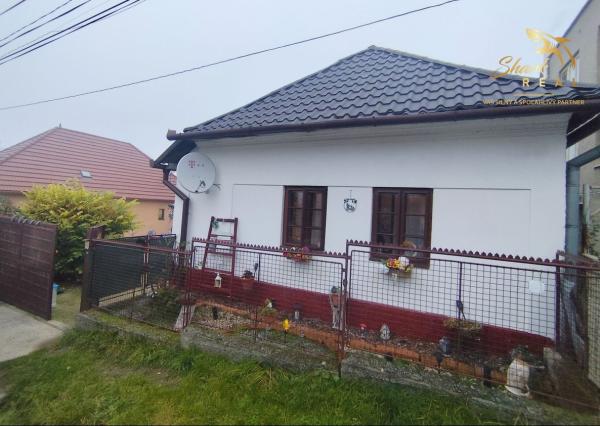 REZERVOVANÉ! Exkluzívna ponuka - romantický vidiecky dom na predaj