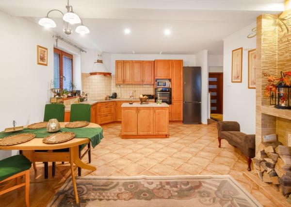 Dom s príjemnou atmosférou a atraktívnym pozemkom 1167m2