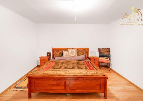 Dom s príjemnou atmosférou a atraktívnym pozemkom 1167m2