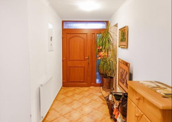 Dom s príjemnou atmosférou a atraktívnym pozemkom 1167m2