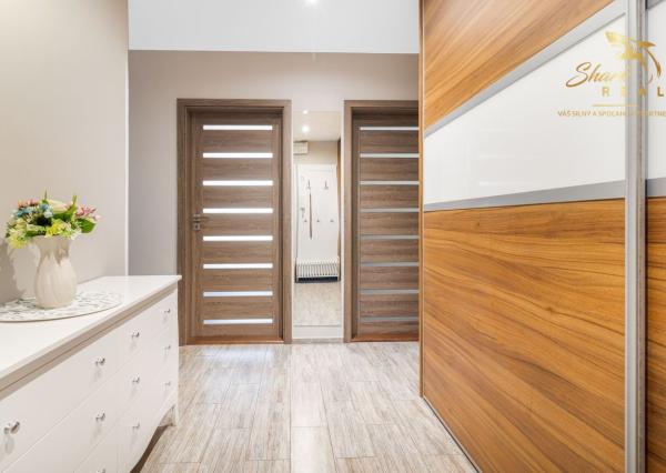 Moderný 3-izbový byt v skvelej lokalite Nových Zámkov