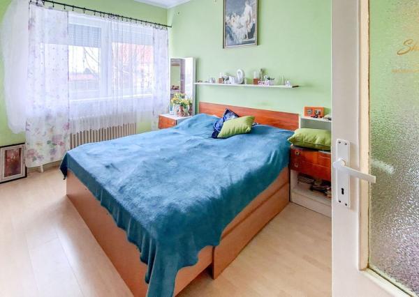 Na predaj pekný 3 - izbový rodinný dom v tichej lokalite - Hurbanovo