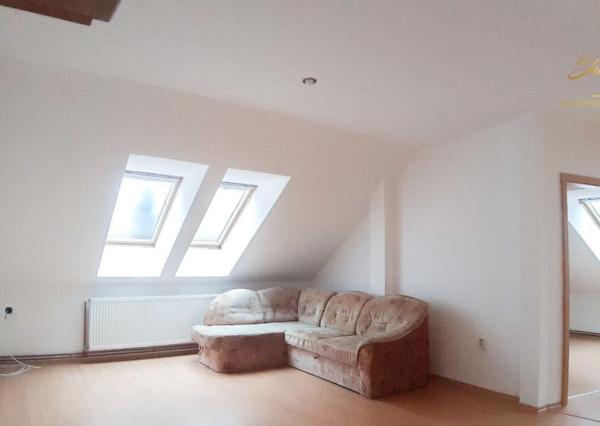 Prenájom 2-izbového bytu Vrbové