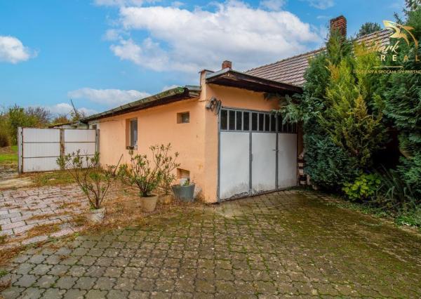 Investičný stavebný pozemok 1663 m² v tichej lokalite Piešťan