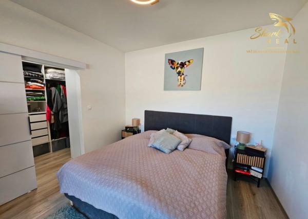 EXKLUZÍVNE NA PREDAJ: moderná 4-izbová novostavba v dvojdome v obľúbených Lužiankach pri Nitre. 