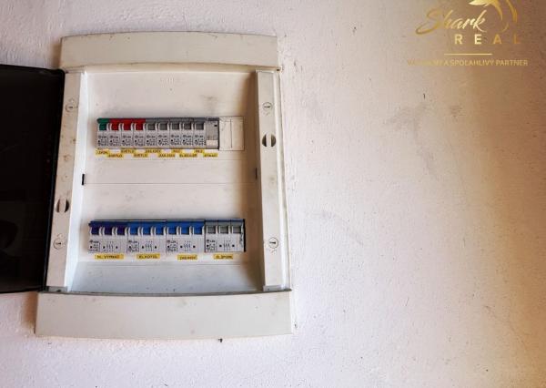 Rodinný dom s garážou a samostatnou chalupou