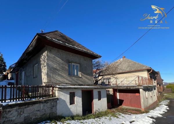 Rodinný dom s garážou a samostatnou chalupou