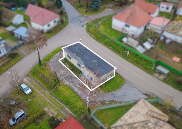 OBCHODNO - SKLADOVÝ PRIESTOR , kaviareň, potraviny alebo iné služby?