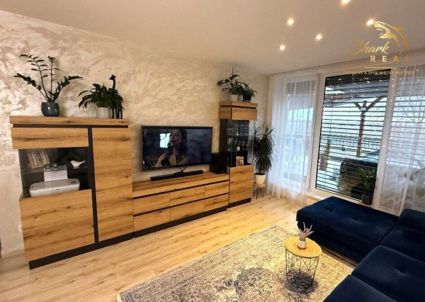 Krásny 2i byt s VEĽKOU TERASOU _ Prenájom