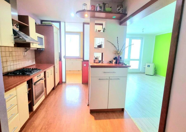 Na predaj 3-Izbový byt Na sídlisku JUH