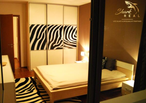 TRI VEŽE _ 2i byt _ Parkovanie, Fittnes 